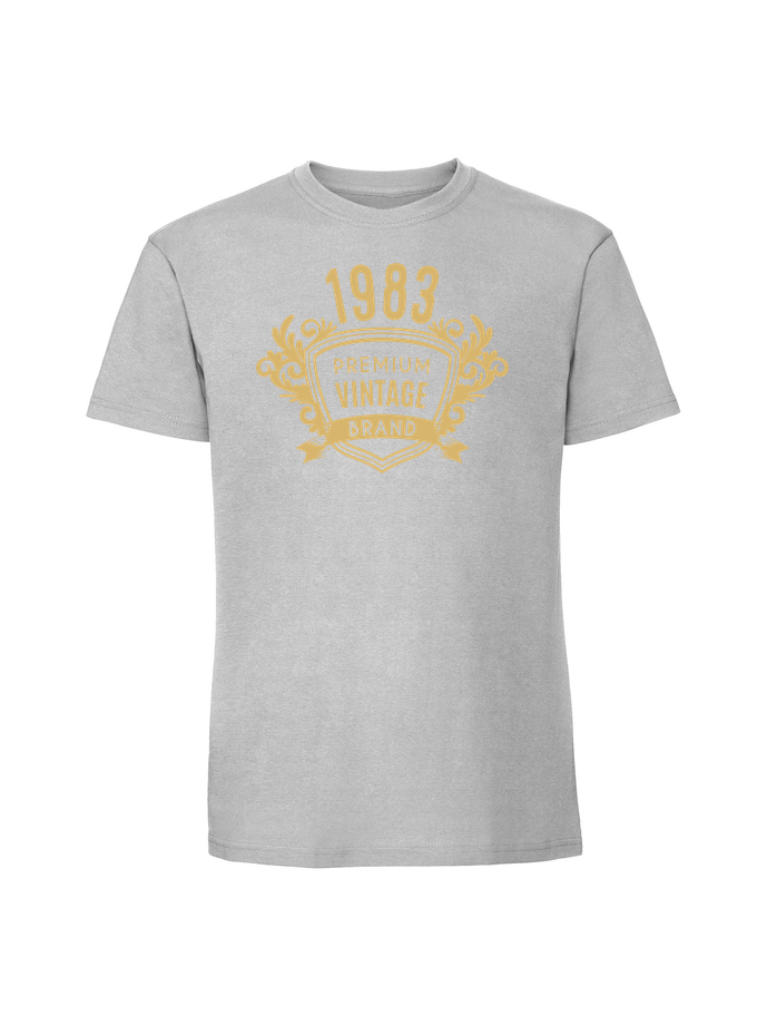 UR00266_pastelowy_szary.png Męska koszulka z nadrukiem – 1983 premium vintage brand 1983 - obrazek 1